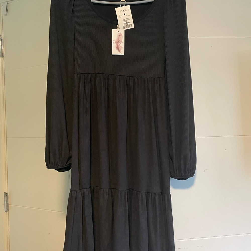 Elegant Black Long Sleeve Dress